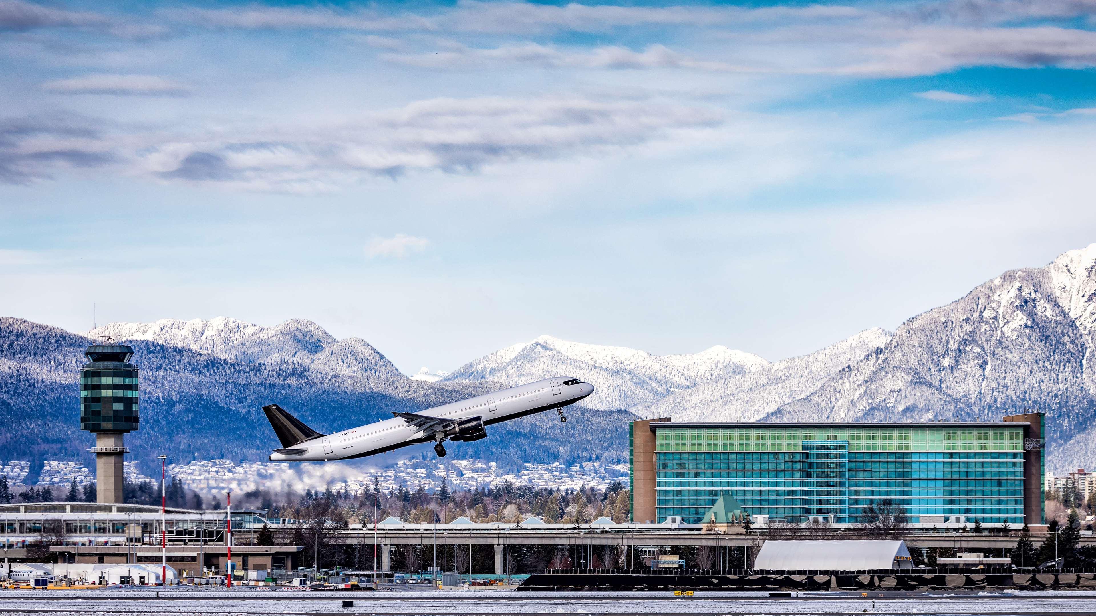 Fairmont Vancouver Airport In-Terminal Hotel Richmond Exterior foto